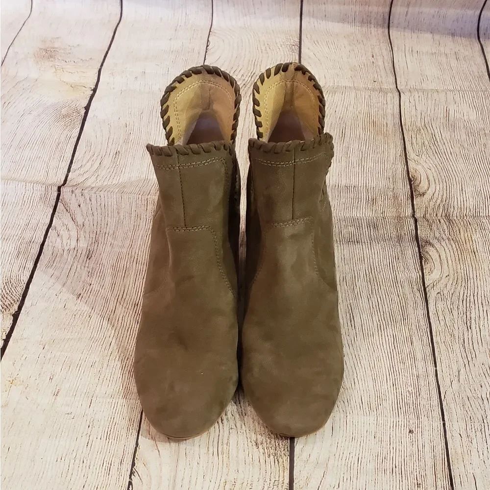 Lucky Brand Booties - Picture 2 of 11